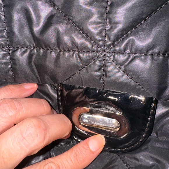 Beautiful shoulder bag !! - Picture 3 of 3